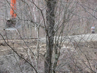 photo showing tracks sagging